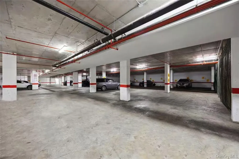 15815 Union Turnpike #3B Fresh Meadows, NY 11366