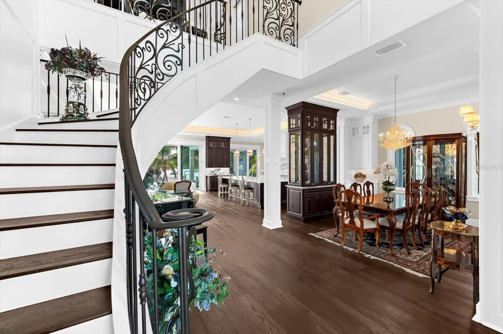511 BAYVIEW DRIVE Holmes Beach, FL 34217