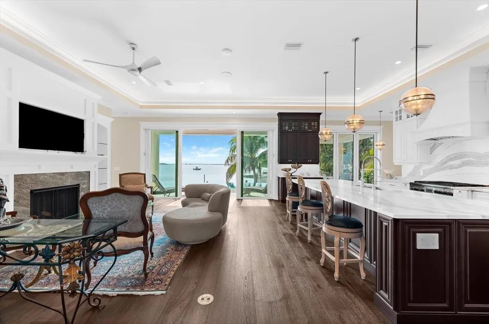 511 BAYVIEW DRIVE Holmes Beach, FL 34217