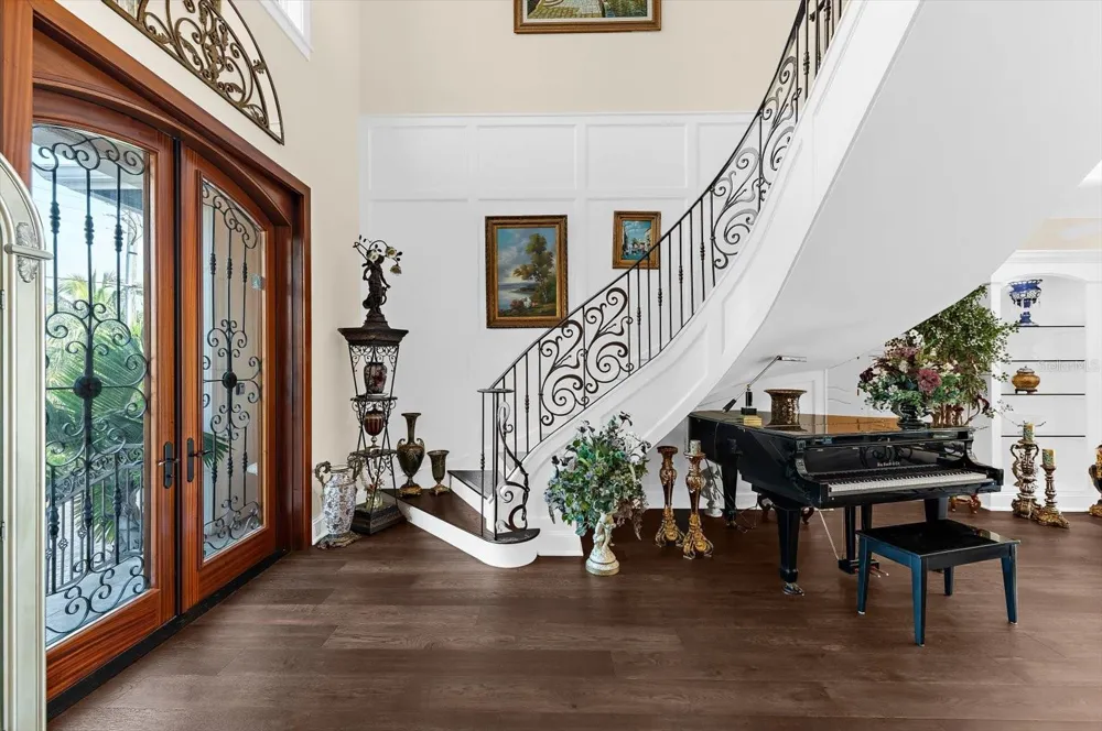 511 BAYVIEW DRIVE Holmes Beach, FL 34217