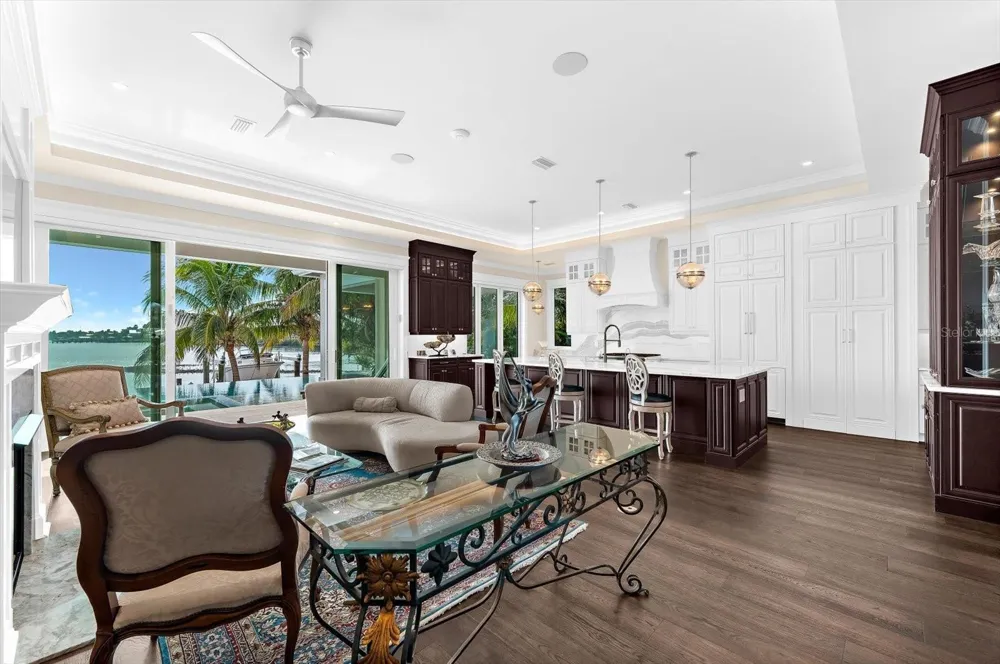 511 BAYVIEW DRIVE Holmes Beach, FL 34217