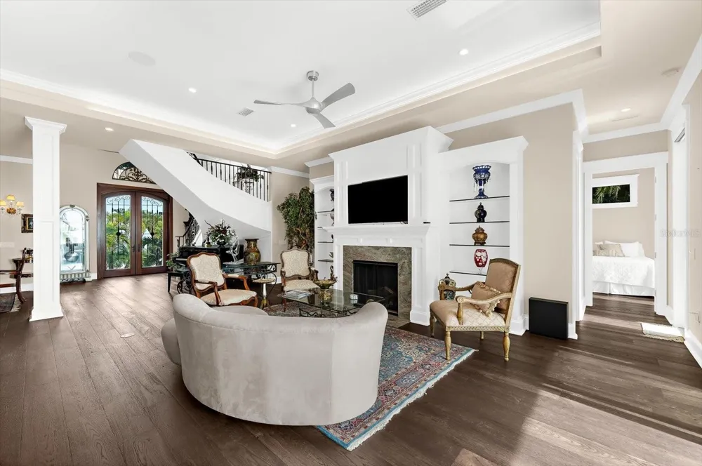 511 BAYVIEW DRIVE Holmes Beach, FL 34217