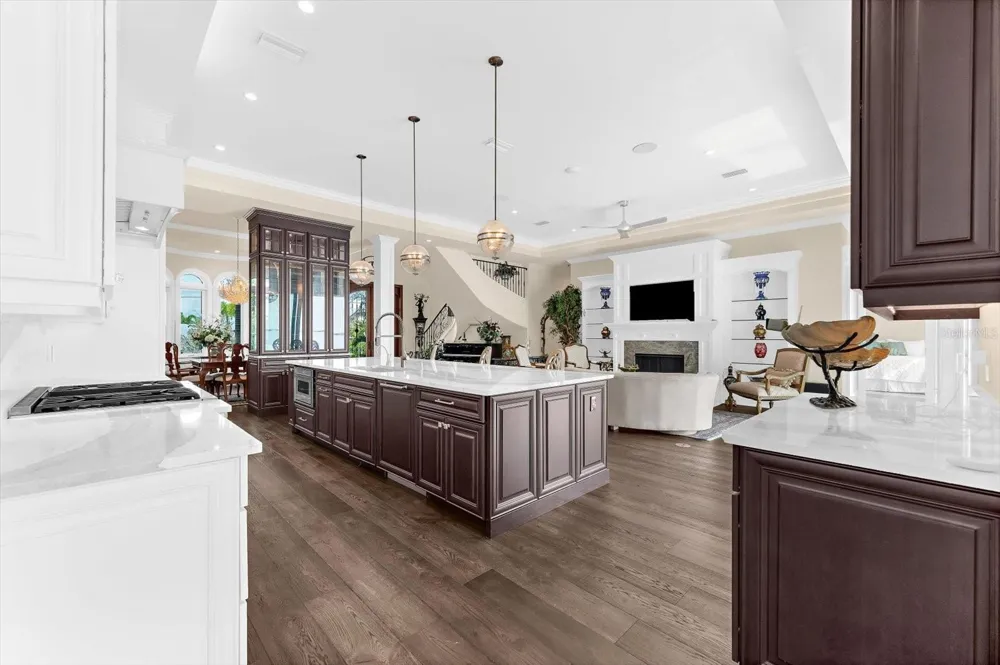 511 BAYVIEW DRIVE Holmes Beach, FL 34217