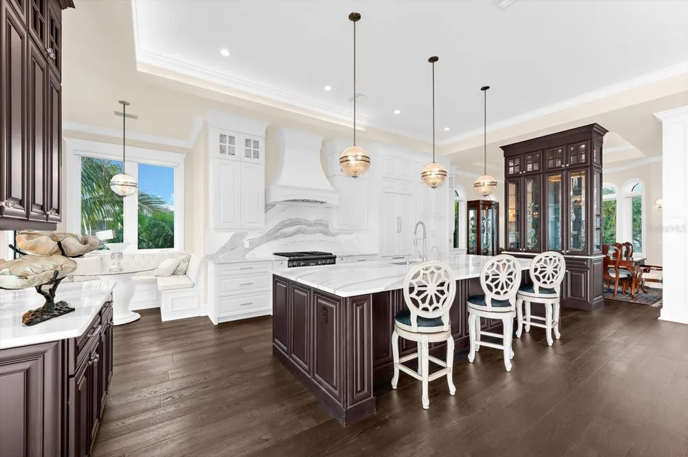 511 BAYVIEW DRIVE Holmes Beach, FL 34217