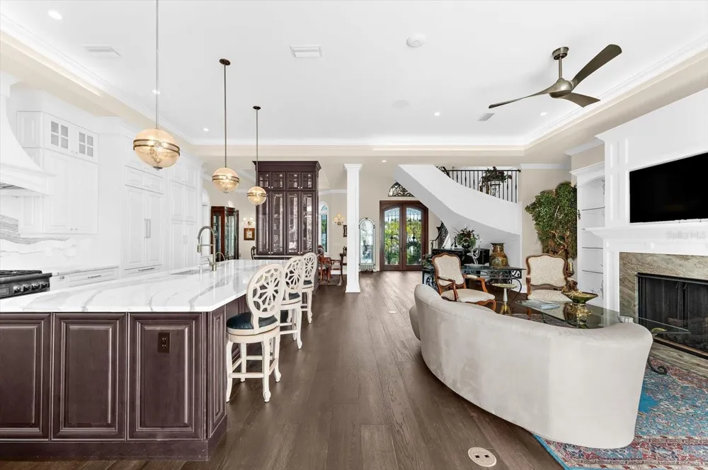 511 BAYVIEW DRIVE Holmes Beach, FL 34217