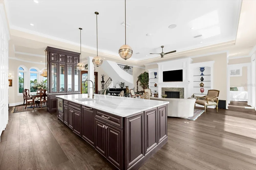 511 BAYVIEW DRIVE Holmes Beach, FL 34217