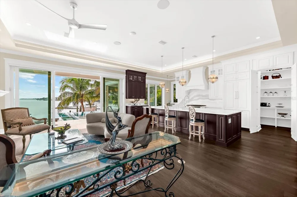 511 BAYVIEW DRIVE Holmes Beach, FL 34217