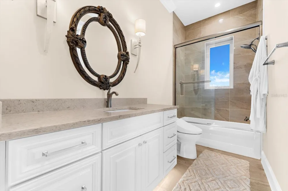 511 BAYVIEW DRIVE Holmes Beach, FL 34217