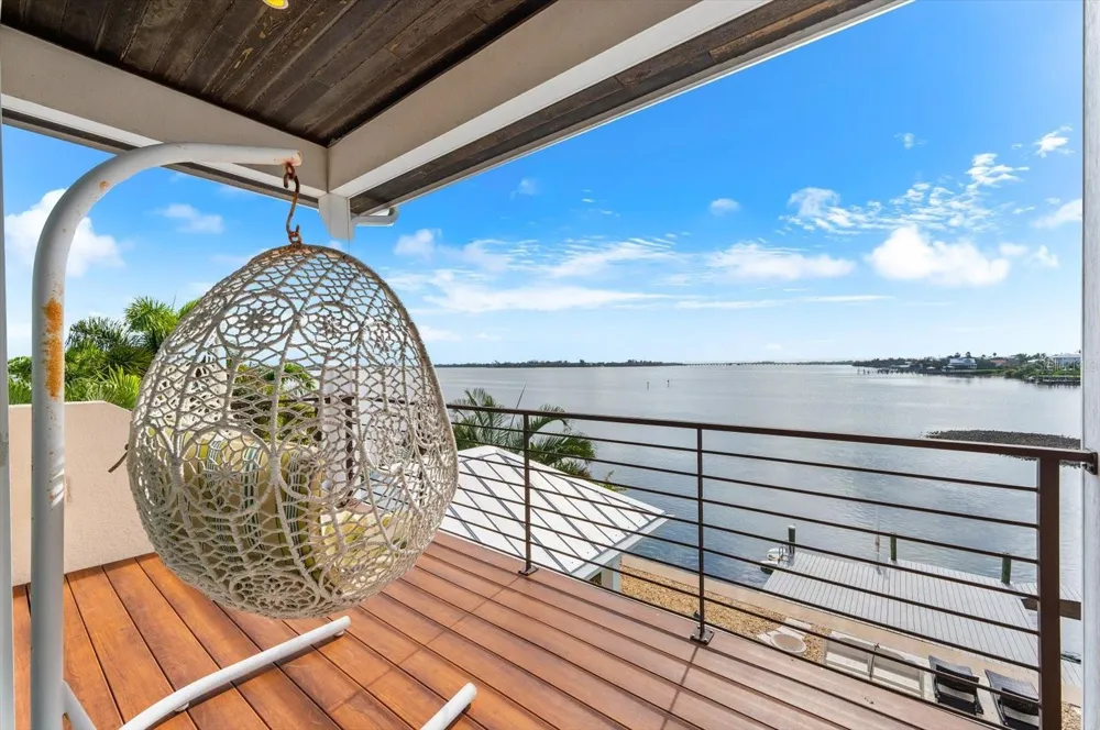511 BAYVIEW DRIVE Holmes Beach, FL 34217