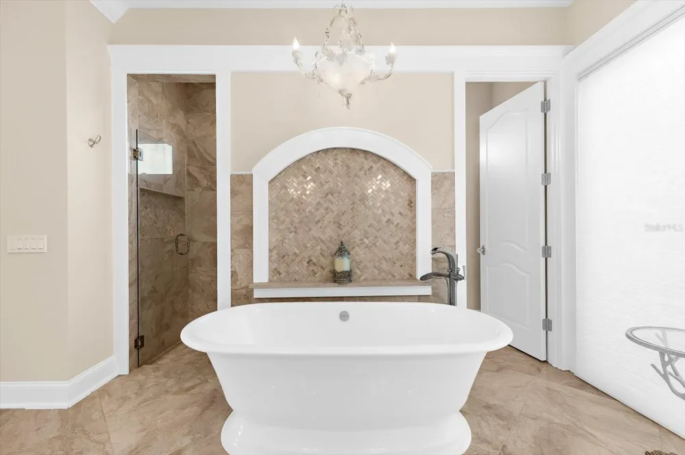 511 BAYVIEW DRIVE Holmes Beach, FL 34217