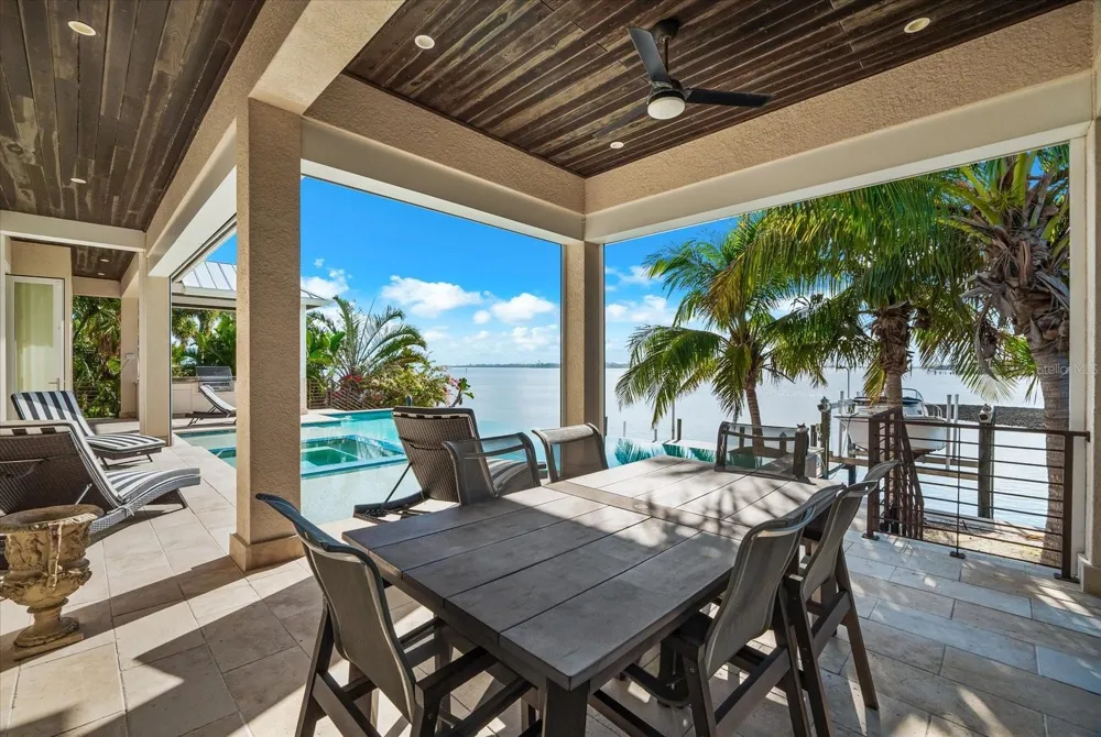 511 BAYVIEW DRIVE Holmes Beach, FL 34217