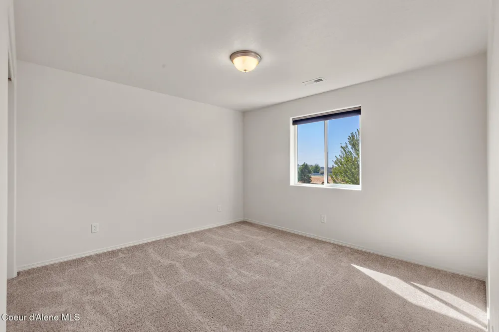 12981 Gondola Street Rathdrum, ID 83858