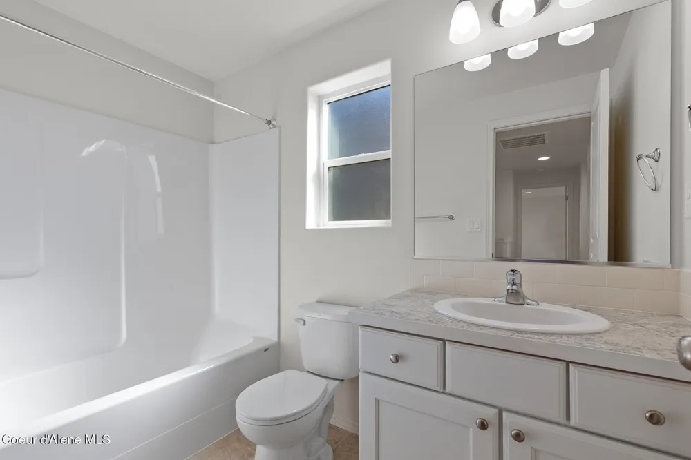 12981 Gondola Street Rathdrum, ID 83858