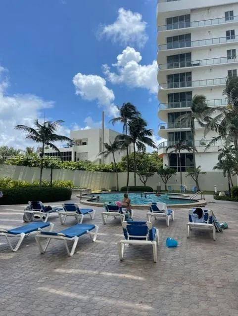 4001 S Ocean Dr #10F Hollywood, FL 33019