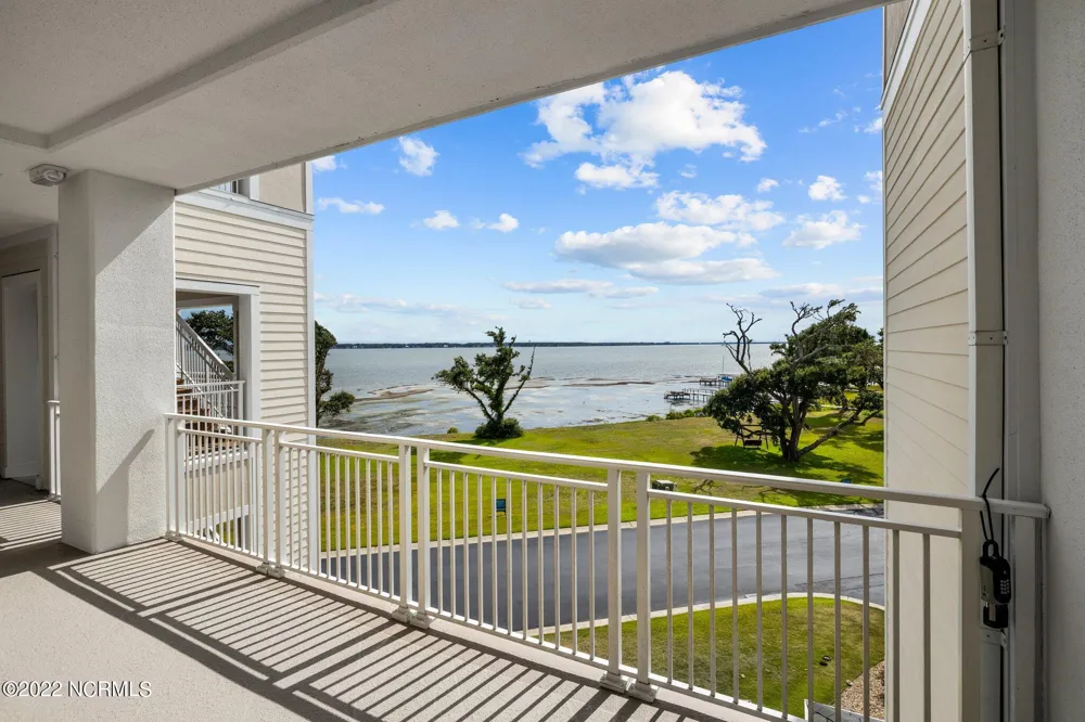 150 Lands End Road #A33 Morehead City, NC 28557