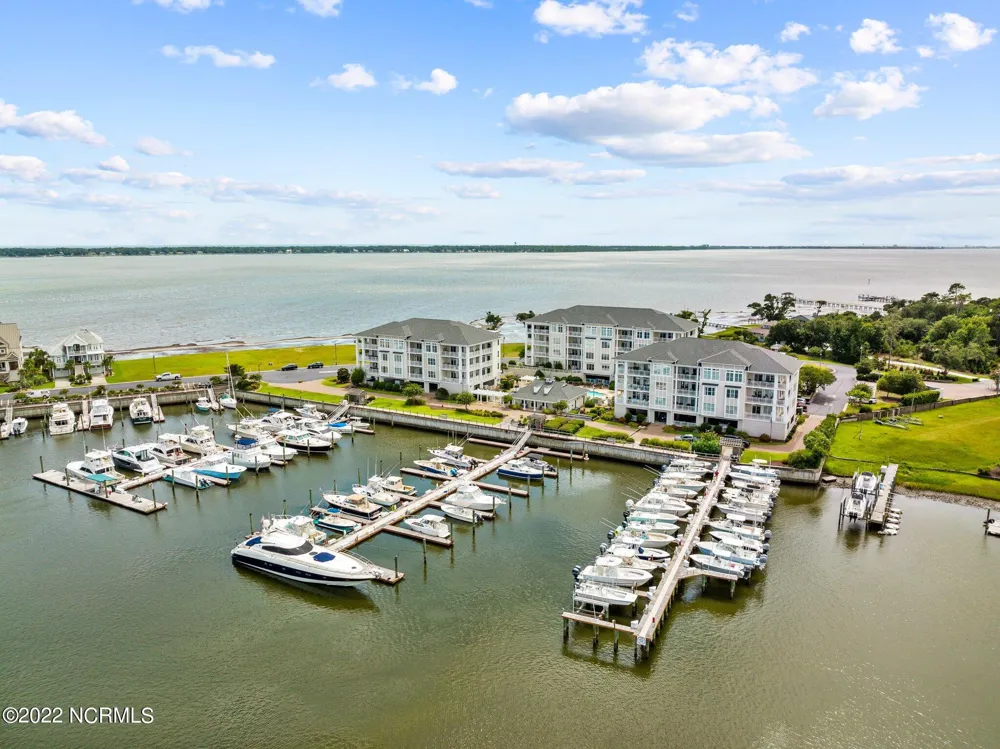 150 Lands End Road #A33 Morehead City, NC 28557