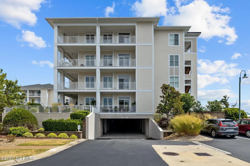 150 Lands End Road #A33 Morehead City, NC 28557