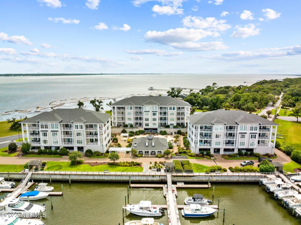 150 Lands End Road #A33 Morehead City, NC 28557