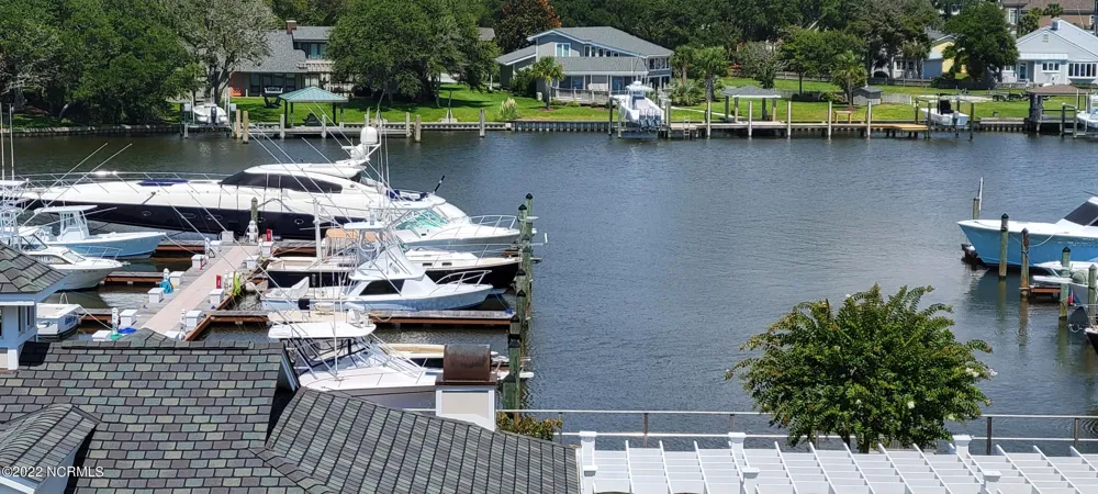 150 Lands End Road #A33 Morehead City, NC 28557