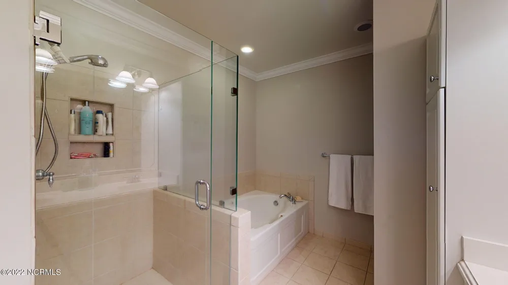 150 Lands End Road #A33 Morehead City, NC 28557