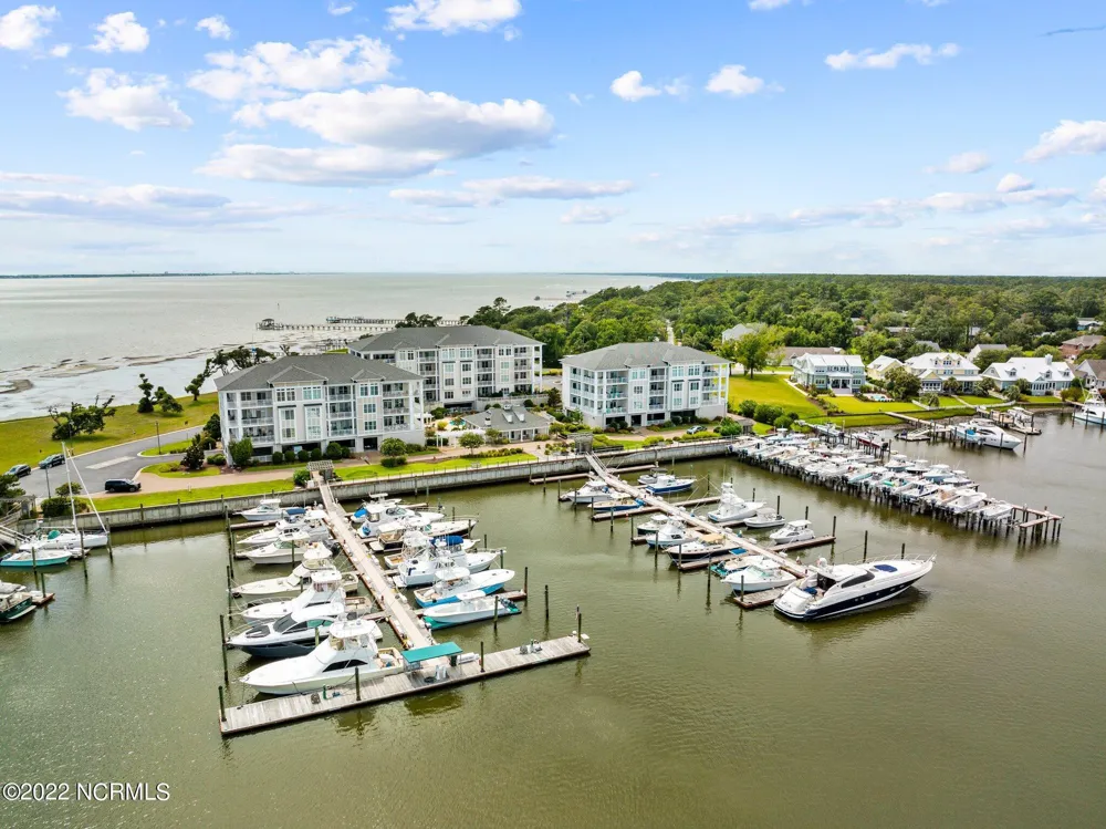 150 Lands End Road #A33 Morehead City, NC 28557
