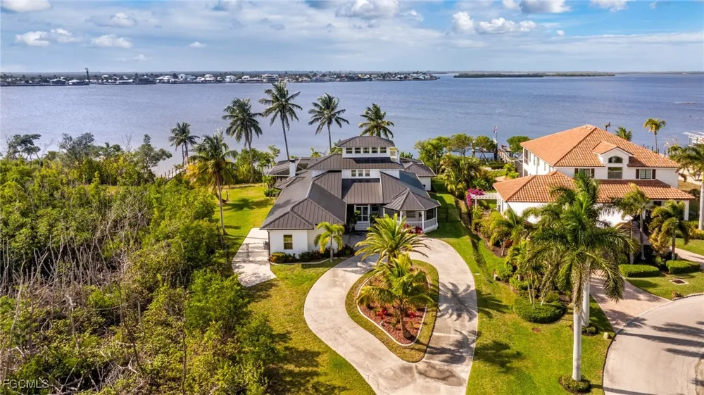 Shoreview Drive Matlacha, FL 33993