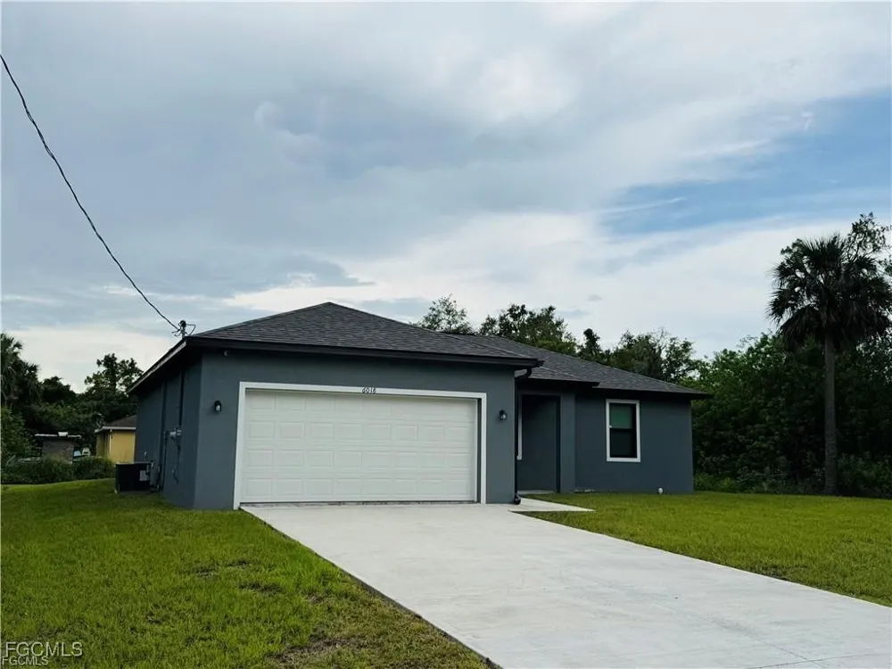 ACORN CIRCLE Labelle, FL 33935