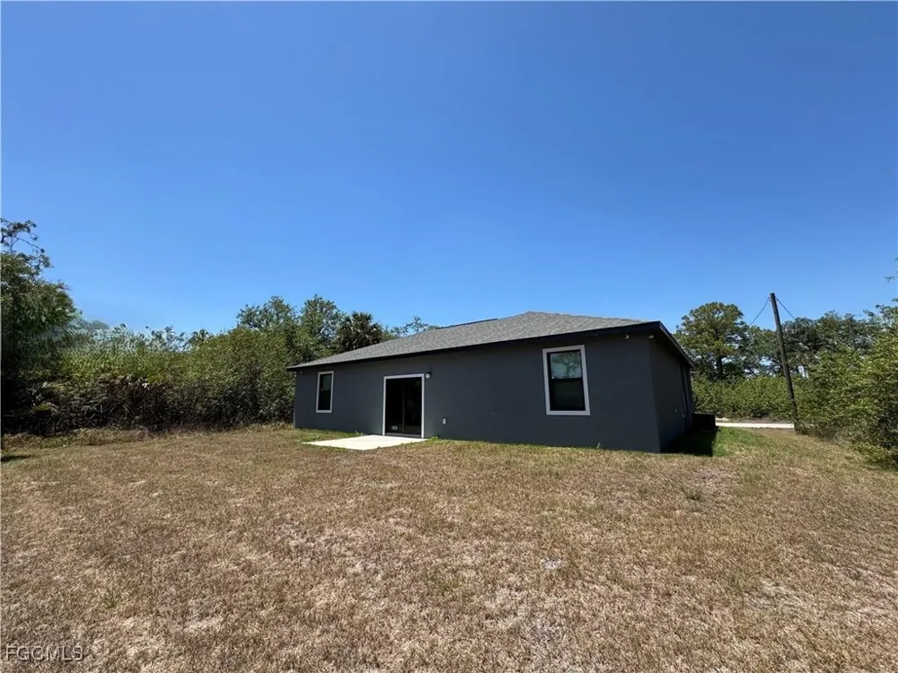 ACORN CIRCLE Labelle, FL 33935