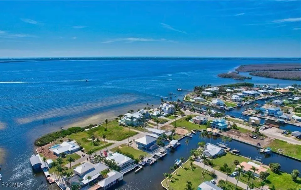 Sunshine Boulevard St James City, FL 33956