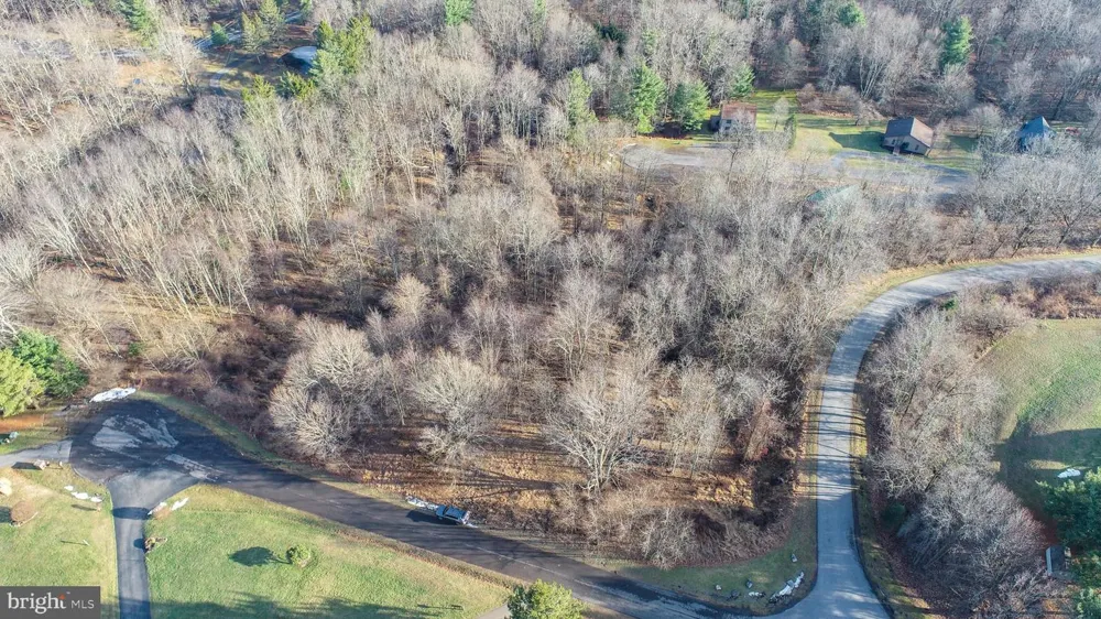 PARADISE RIDGE ROAD Oakland, MD 21550