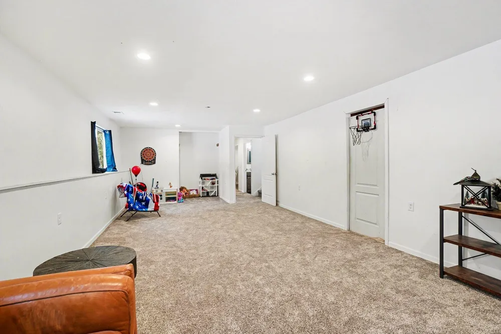 3230 Sarah Circle Dalton Township, MI 49457
