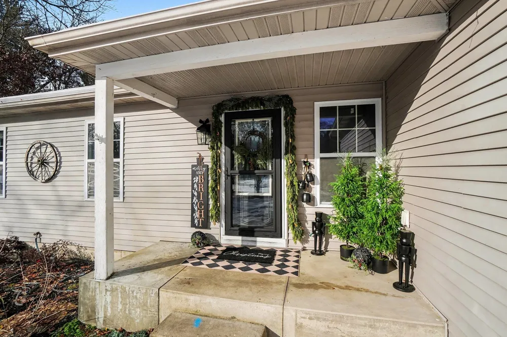 3230 Sarah Circle Dalton Township, MI 49457
