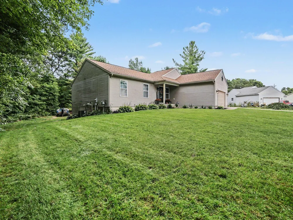 3230 Sarah Circle Dalton Township, MI 49457