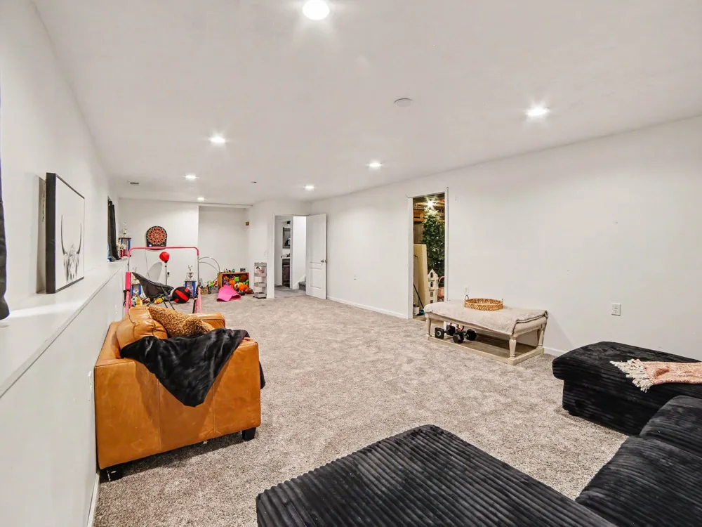 3230 Sarah Circle Dalton Township, MI 49457