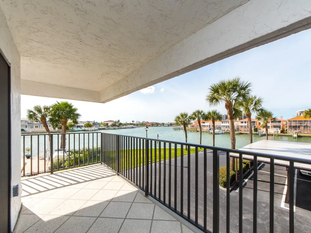 240 SAND KEY ESTATES DRIVE #216 Clearwater Beach, FL 33767