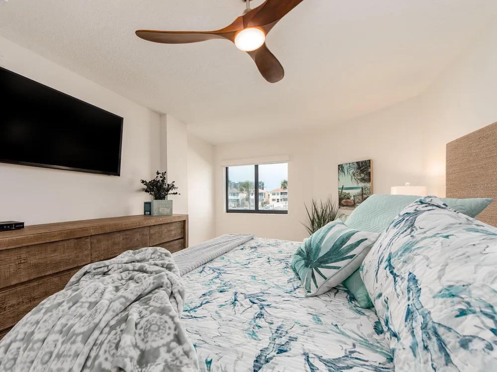 240 SAND KEY ESTATES DRIVE #216 Clearwater Beach, FL 33767
