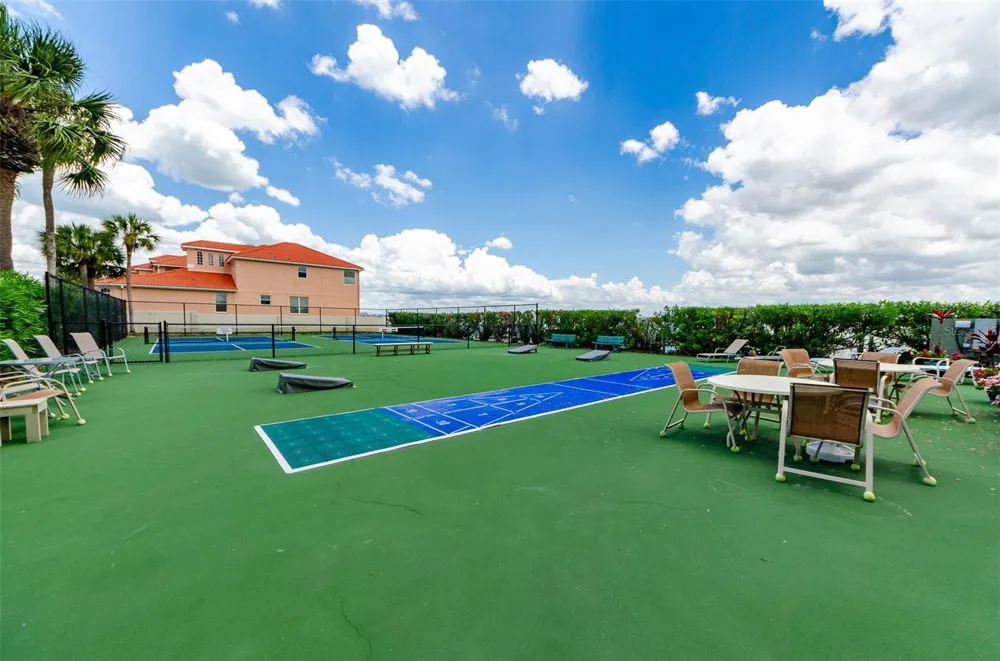 240 SAND KEY ESTATES DRIVE #216 Clearwater Beach, FL 33767