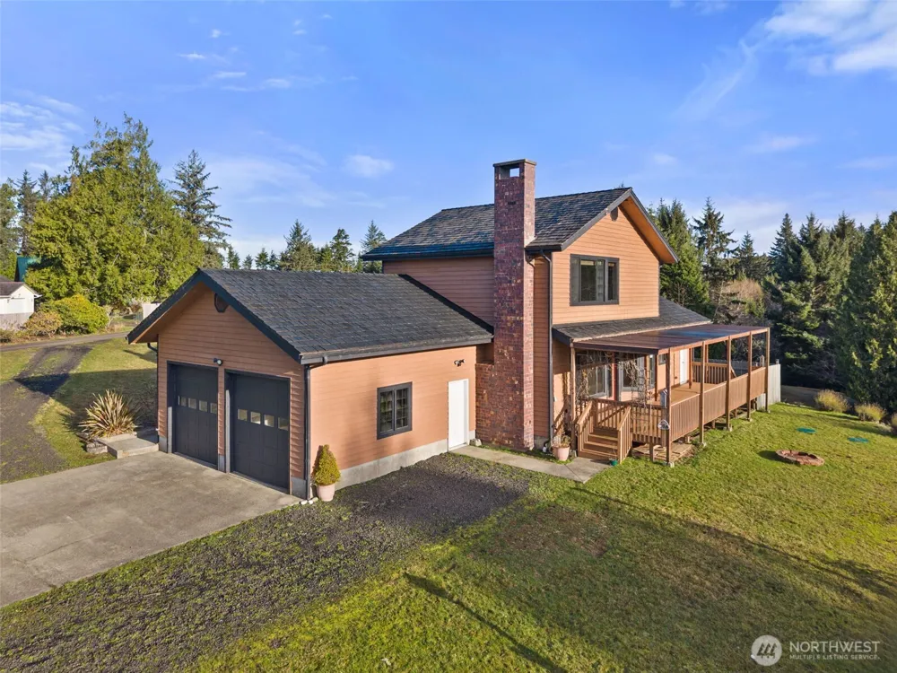 15 Spruce Lane South Bend, WA 98586