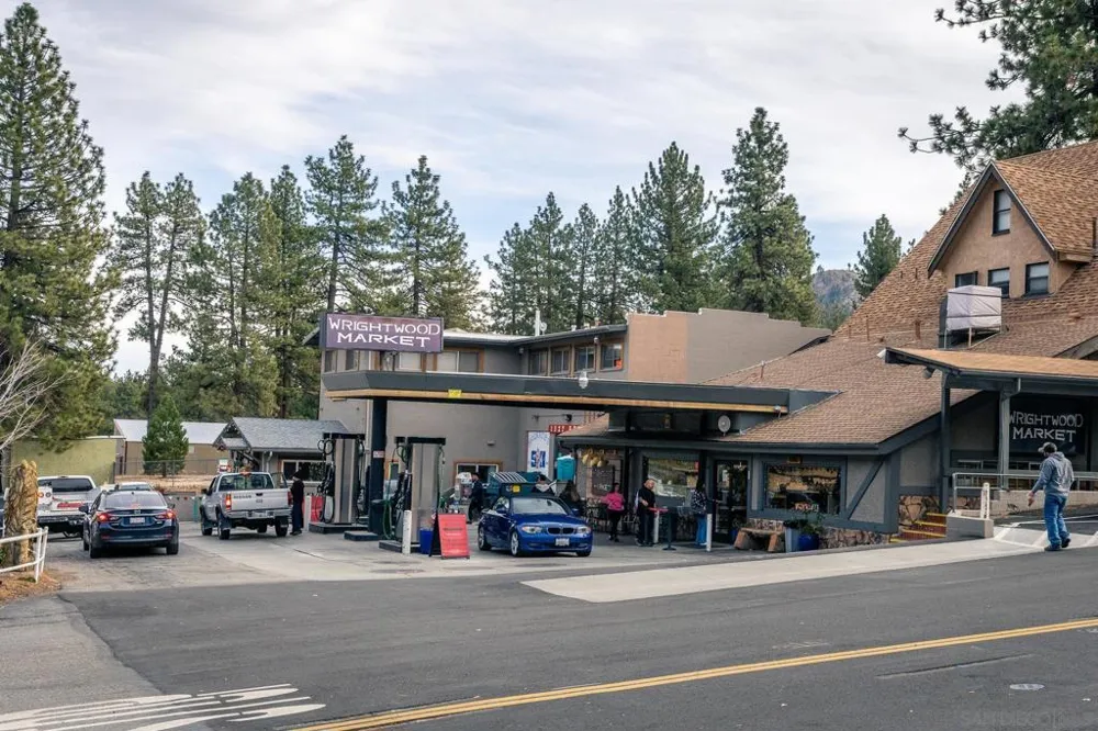 Timberline Dr Wrightwood, CA 92397