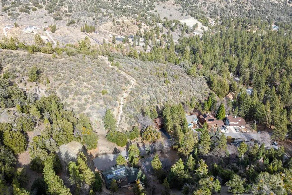 Timberline Dr Wrightwood, CA 92397