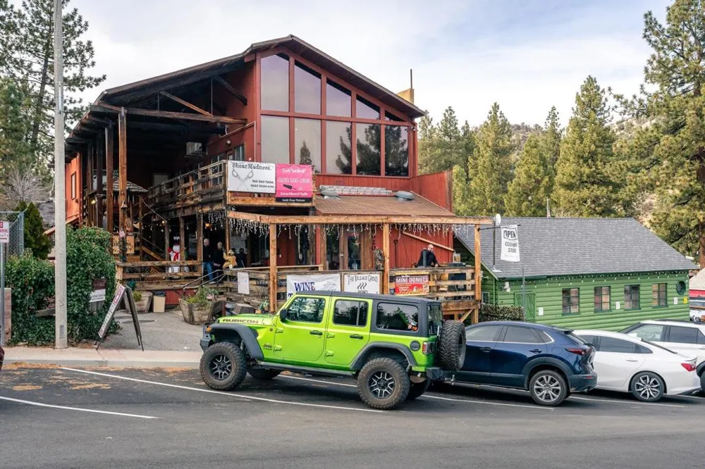 Timberline Dr Wrightwood, CA 92397