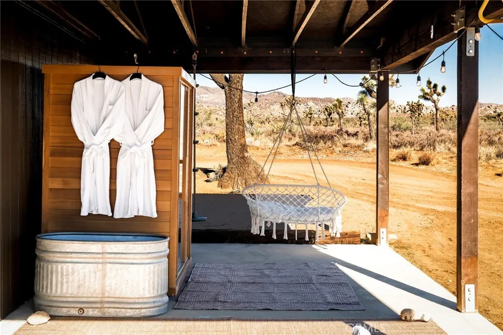 2680 Vine Pioneertown, CA 92268