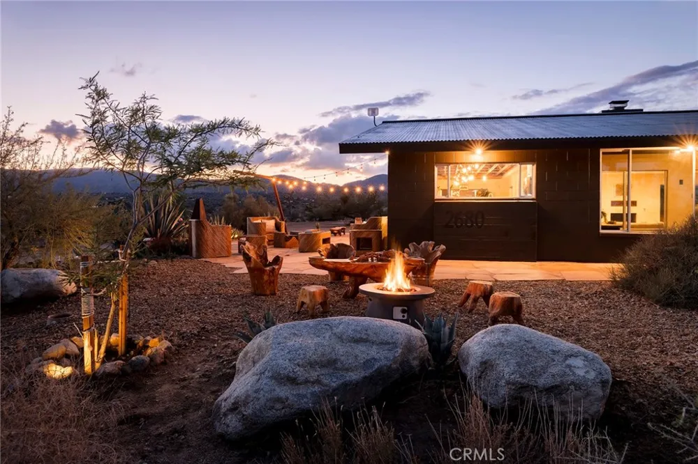 2680 Vine Pioneertown, CA 92268