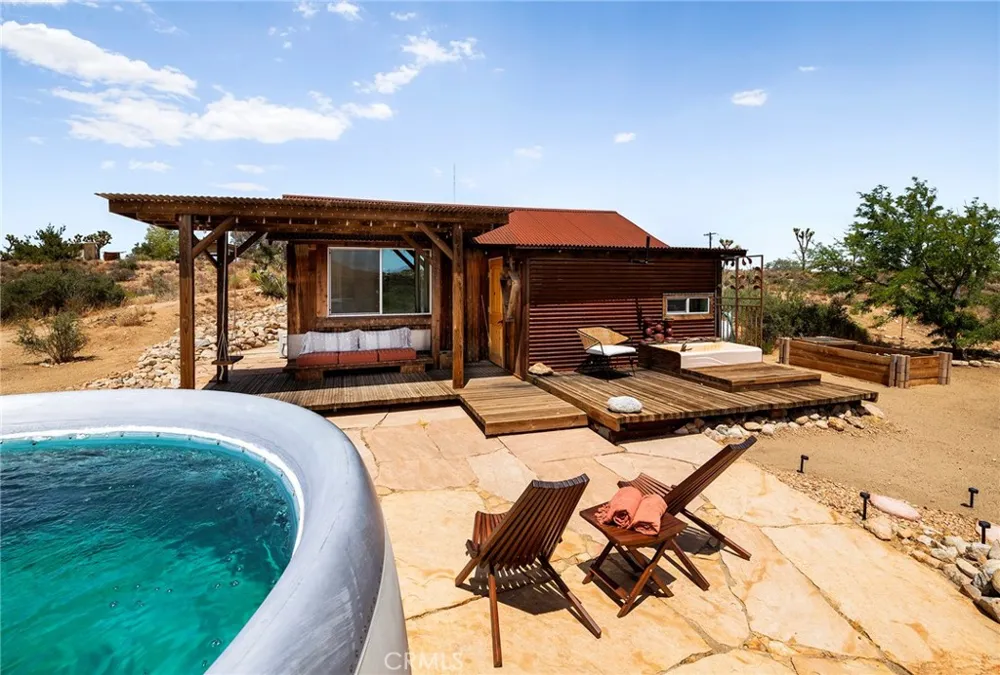 2680 Vine Pioneertown, CA 92268
