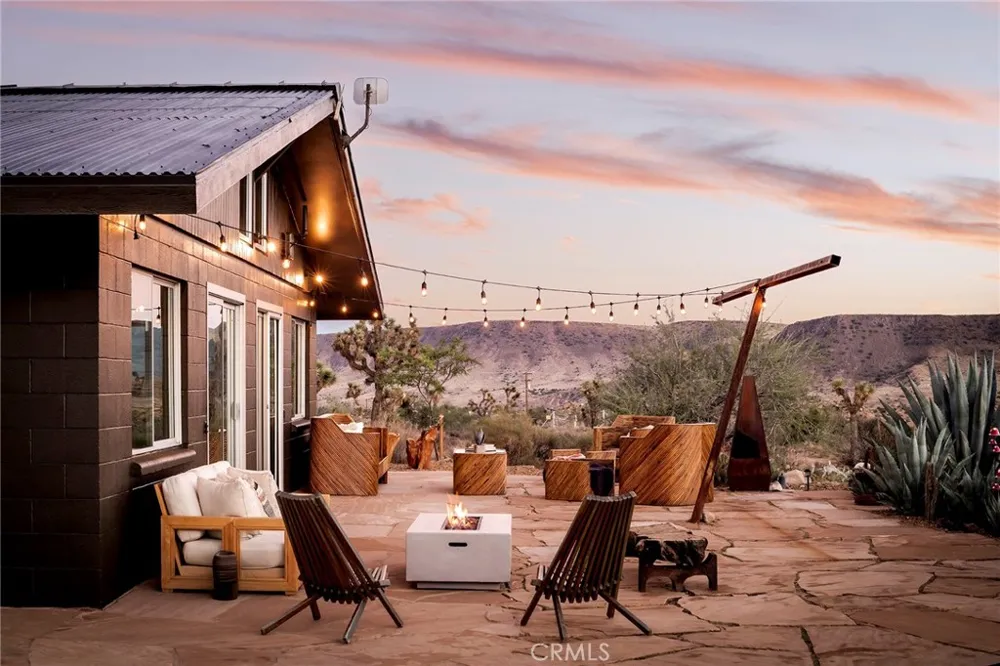 2680 Vine Pioneertown, CA 92268