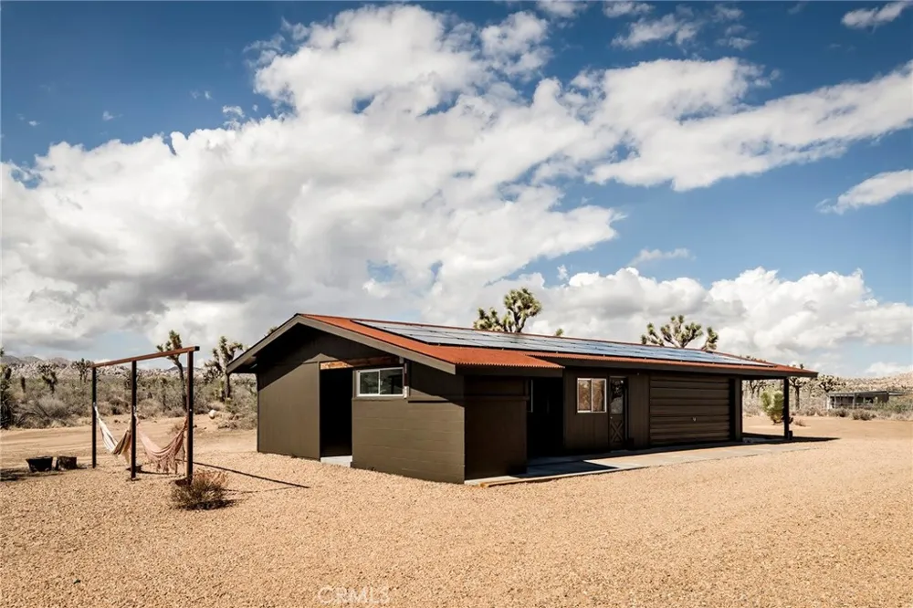 2680 Vine Pioneertown, CA 92268