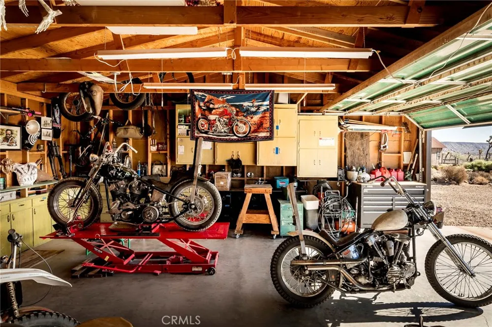 2680 Vine Pioneertown, CA 92268