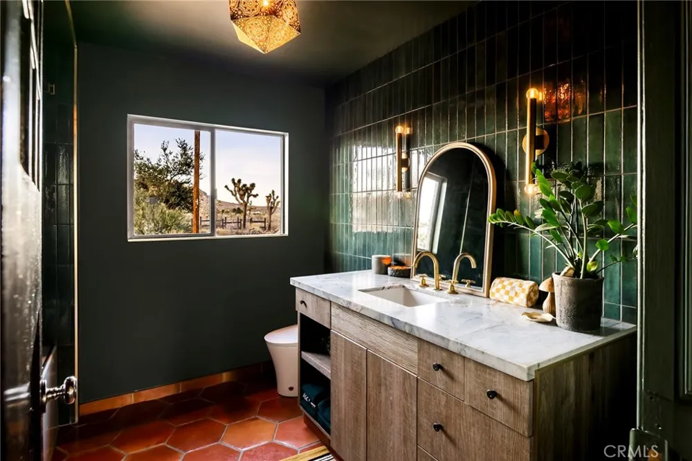 2680 Vine Pioneertown, CA 92268