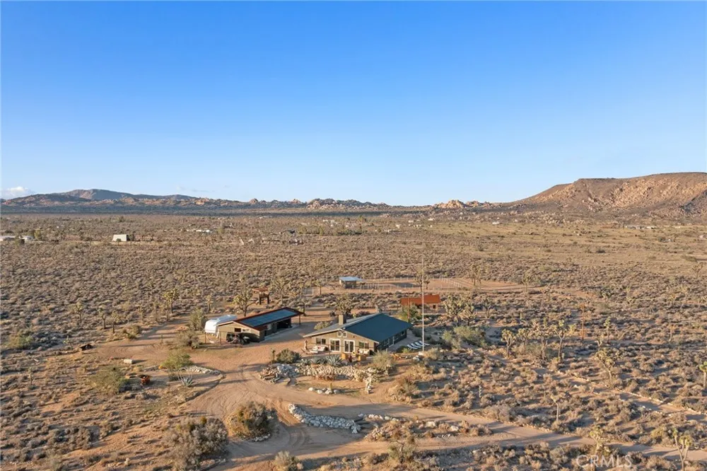 2680 Vine Pioneertown, CA 92268