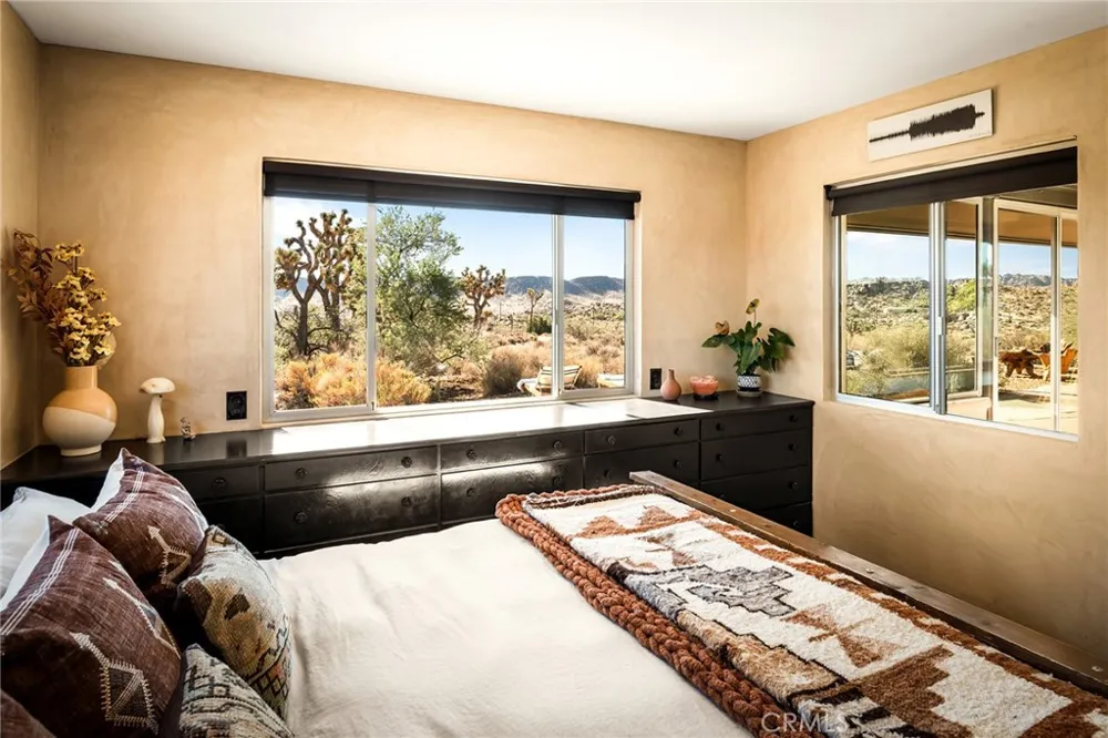 2680 Vine Pioneertown, CA 92268